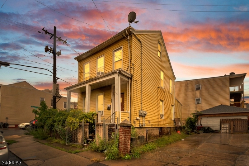160 5TH Avenue Paterson NJ 07524