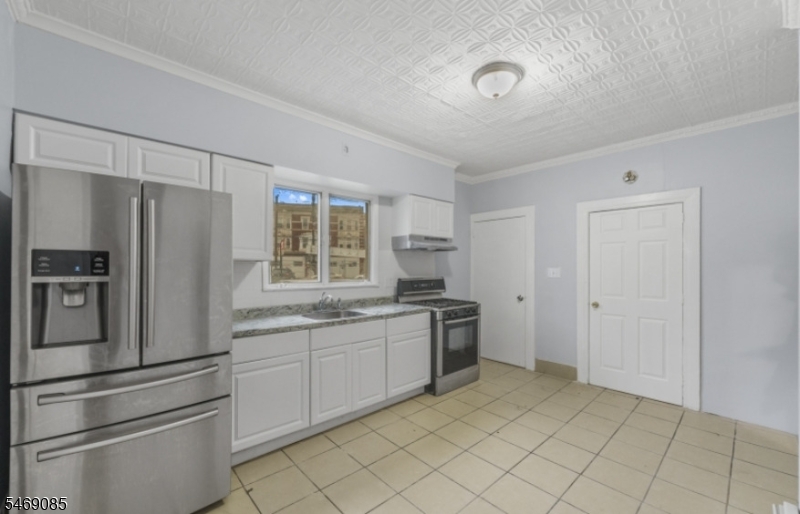 160 5TH Avenue Paterson NJ 07524