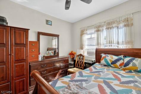 98 W 49th Street Bayonne NJ 07002