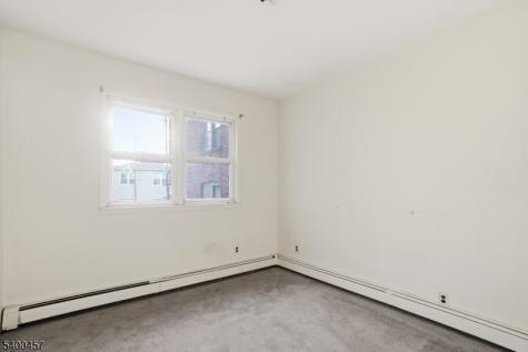 98 W 49th Street Bayonne NJ 07002