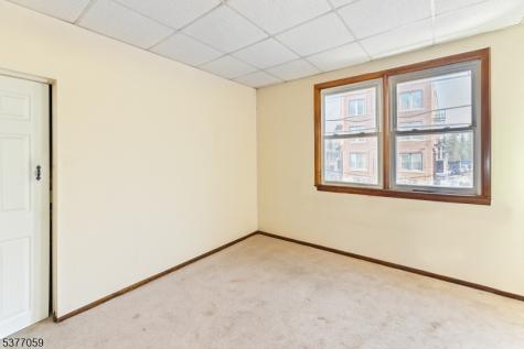 98 W 49th Street Bayonne NJ 07002