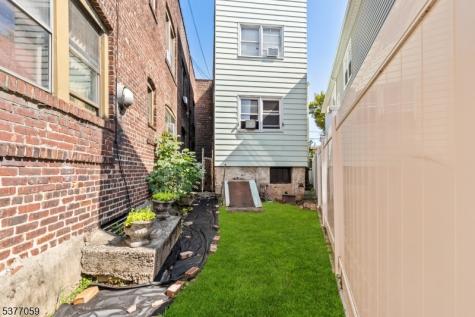 98 W 49th Street Bayonne NJ 07002