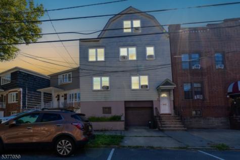 98 W 49th Street Bayonne NJ 07002