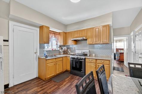 98 W 49th Street Bayonne NJ 07002