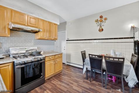 98 W 49th Street Bayonne NJ 07002