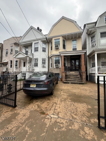 223 Harrison Avenue Jersey City NJ 07304