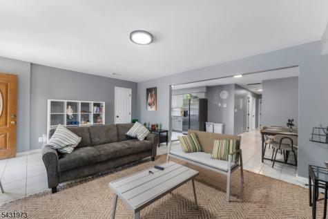 34 Erie Street Elizabeth NJ 07206