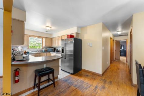 34 Erie Street Elizabeth NJ 07206