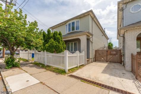 34 Erie Street Elizabeth NJ 07206