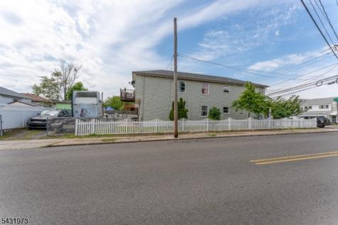34 Erie Street Elizabeth NJ 07206