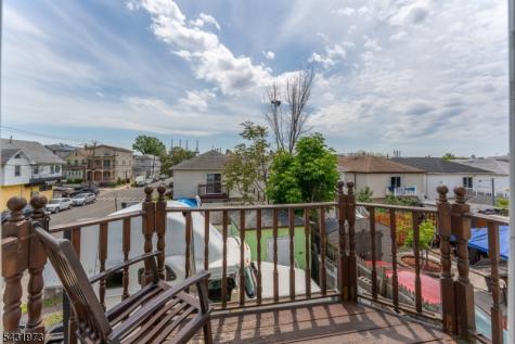 34 Erie Street Elizabeth NJ 07206