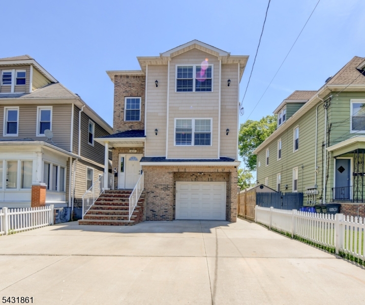 657 Jefferson Avenue Elizabeth NJ 07201
