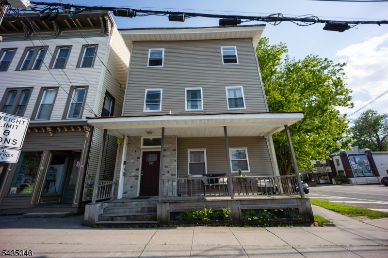 302 Front Street Belvidere NJ 07823