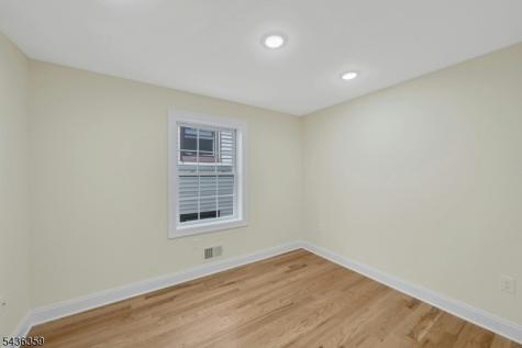 58 Vermont Avenue Newark NJ 07106