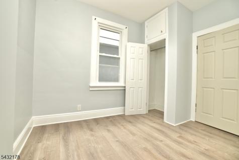 58 Sidney Street Lodi NJ 07644
