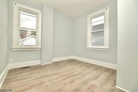 58 Sidney Street Lodi NJ 07644