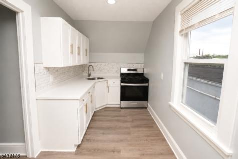 58 Sidney Street Lodi NJ 07644