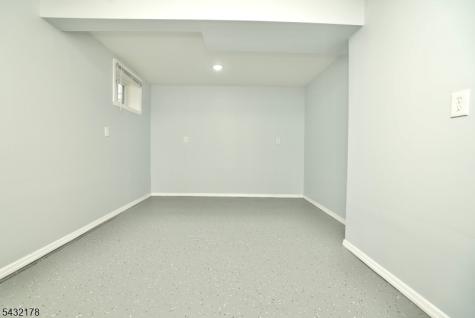 58 Sidney Street Lodi NJ 07644