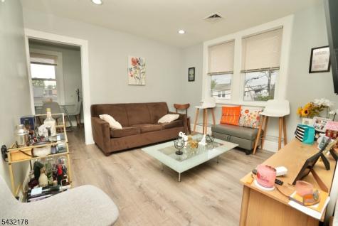 58 Sidney Street Lodi NJ 07644