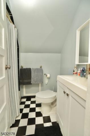 58 Sidney Street Lodi NJ 07644