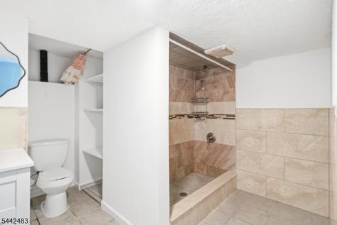 829 Allen Street Elizabeth NJ 07202
