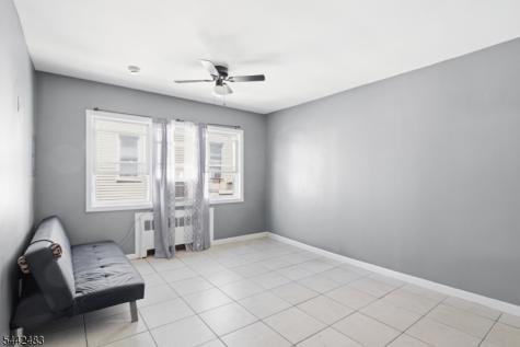 829 Allen Street Elizabeth NJ 07202