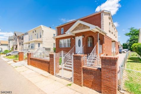 829 Allen Street Elizabeth NJ 07202