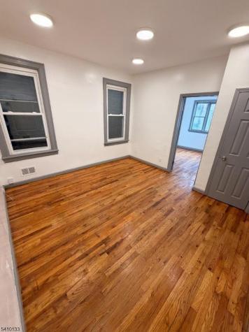 133 Mallory Avenue Jersey City NJ 07304