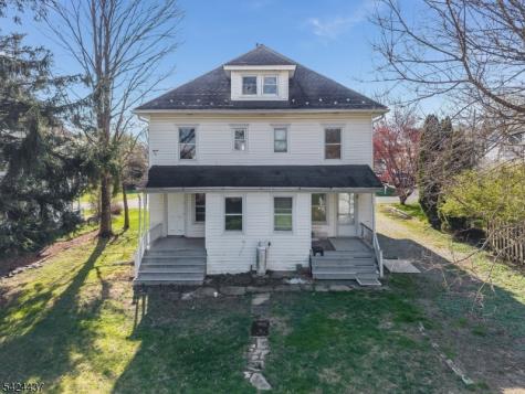 18 Center Street Clinton NJ 08801