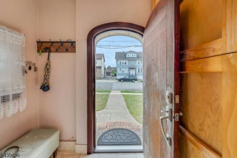 541 Page Avenue Lyndhurst NJ 07071