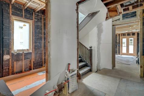 541 Page Avenue Lyndhurst NJ 07071
