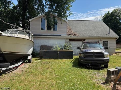 541 Page Avenue Lyndhurst NJ 07071