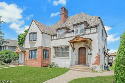 541 Page Avenue Lyndhurst NJ 07071