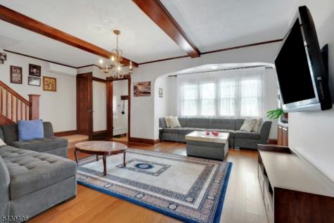 541 Page Avenue Lyndhurst NJ 07071