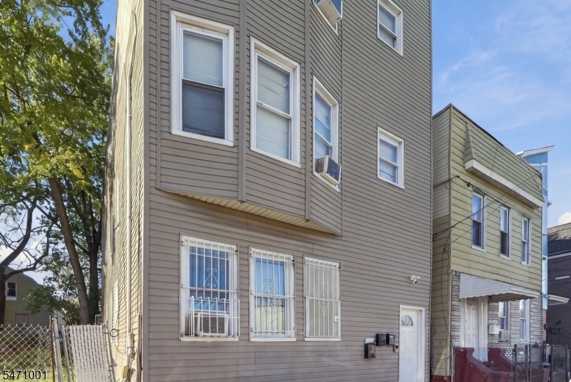 501 S 10th Street Newark NJ 07103