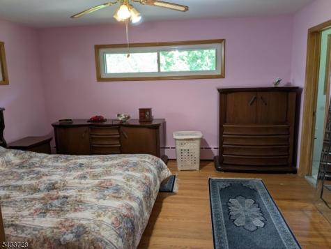 49 Kipp Avenue Elmwood Park NJ 07407