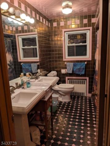 49 Kipp Avenue Elmwood Park NJ 07407