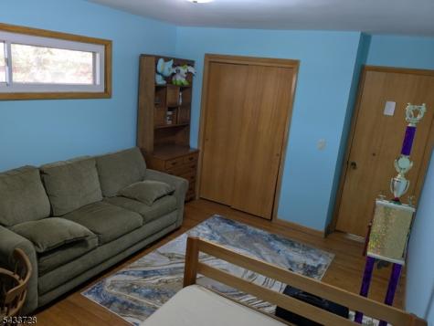 49 Kipp Avenue Elmwood Park NJ 07407