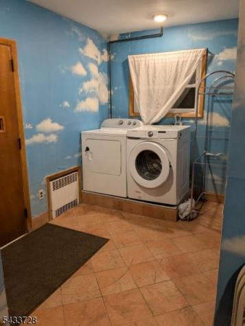 49 Kipp Avenue Elmwood Park NJ 07407