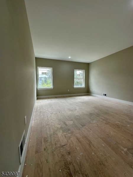 670 Summer Street Elizabeth NJ 07202