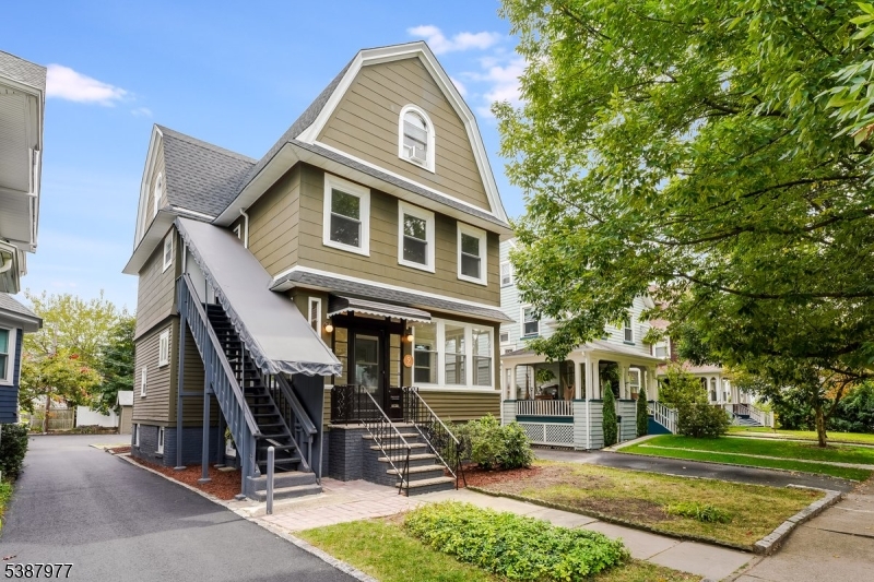 9 Vincent Place Montclair NJ 07042