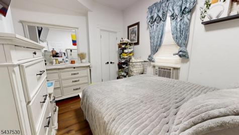272 Parker Street Newark NJ 07104
