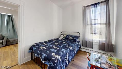 272 Parker Street Newark NJ 07104