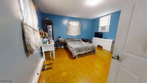 272 Parker Street Newark NJ 07104