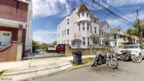 272 Parker Street Newark NJ 07104
