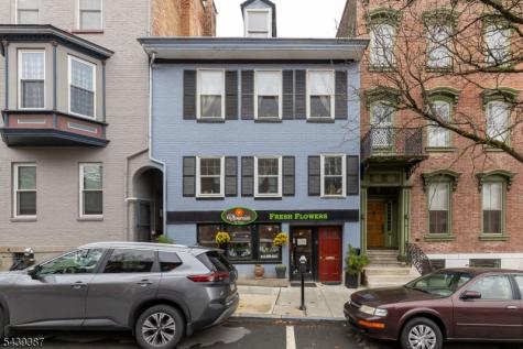 21 N 2nd Street Pennsylvania NJ 18042