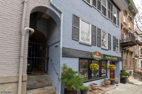 21 N 2nd Street Pennsylvania NJ 18042