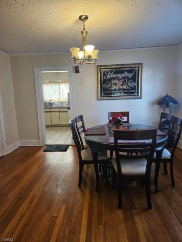 18 Sherman Avenue Morris NJ 07950