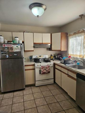 18 Sherman Avenue Morris NJ 07950