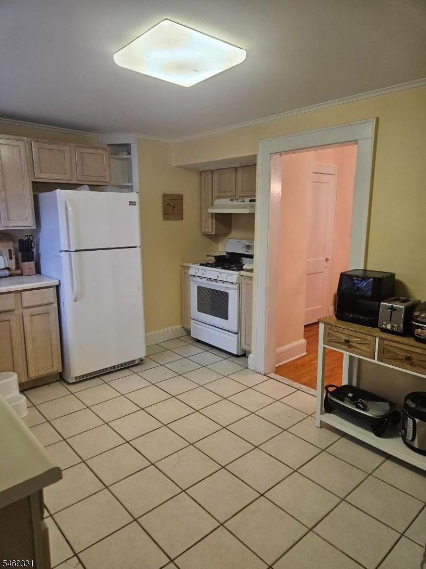 18 Sherman Avenue Morris NJ 07950